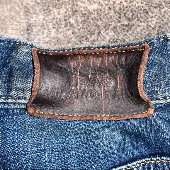 DSQUARED2 JEANS! GENTLY WORN. - Picture 7 of 7